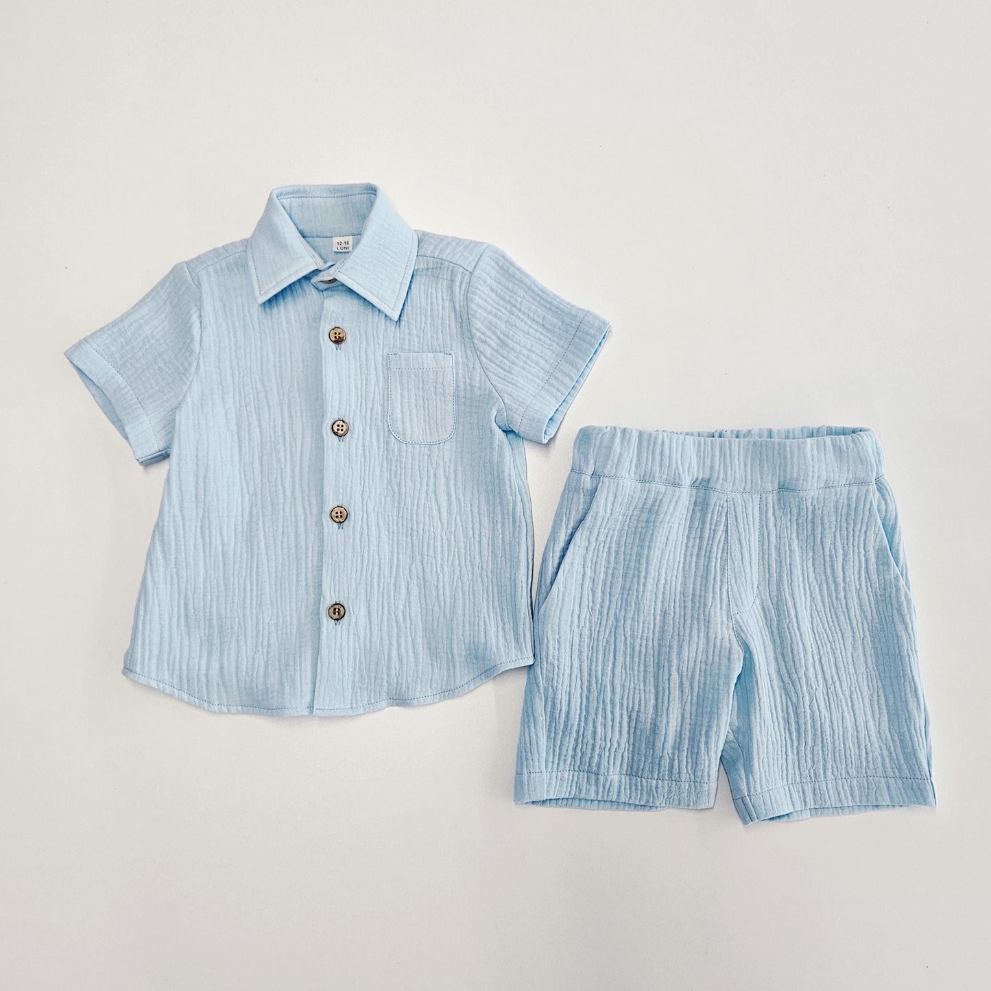 Set baieti albastru camasa cu pantaloni scurti din muselina