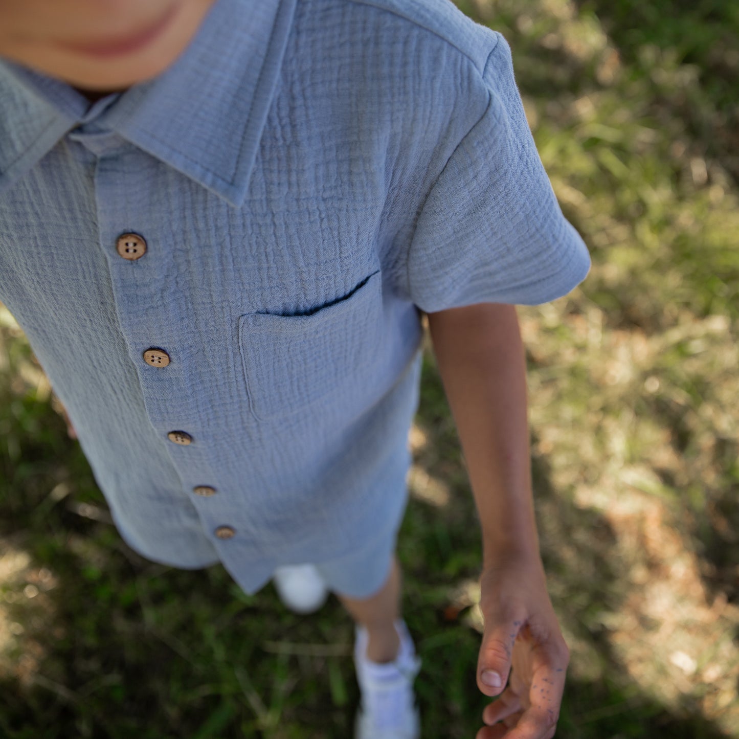 Set albastru camasa cu pantaloni scurti din muselina