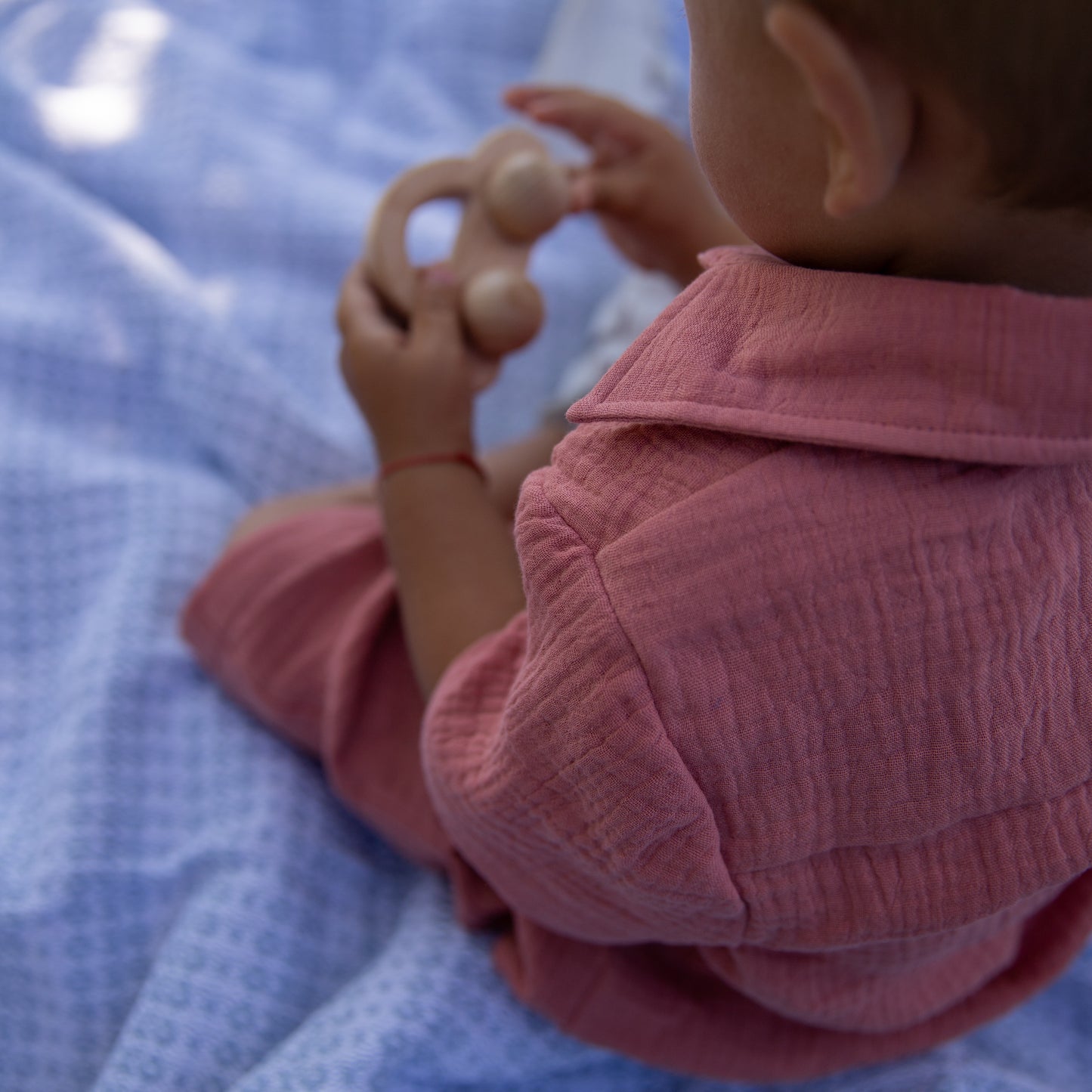 Set camasa cu pantaloni scurti din muselina