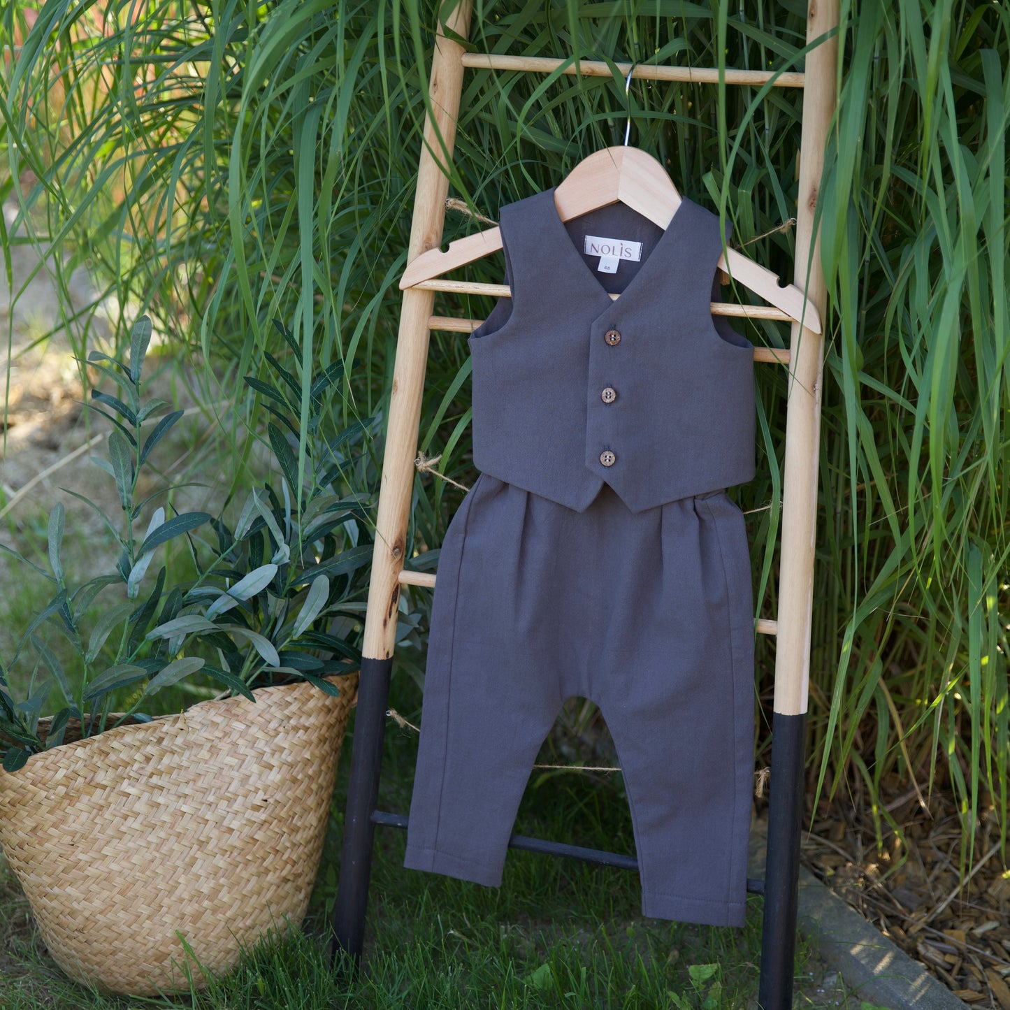 Costum Botez Baieti Gri Vesta Cu Pantaloni