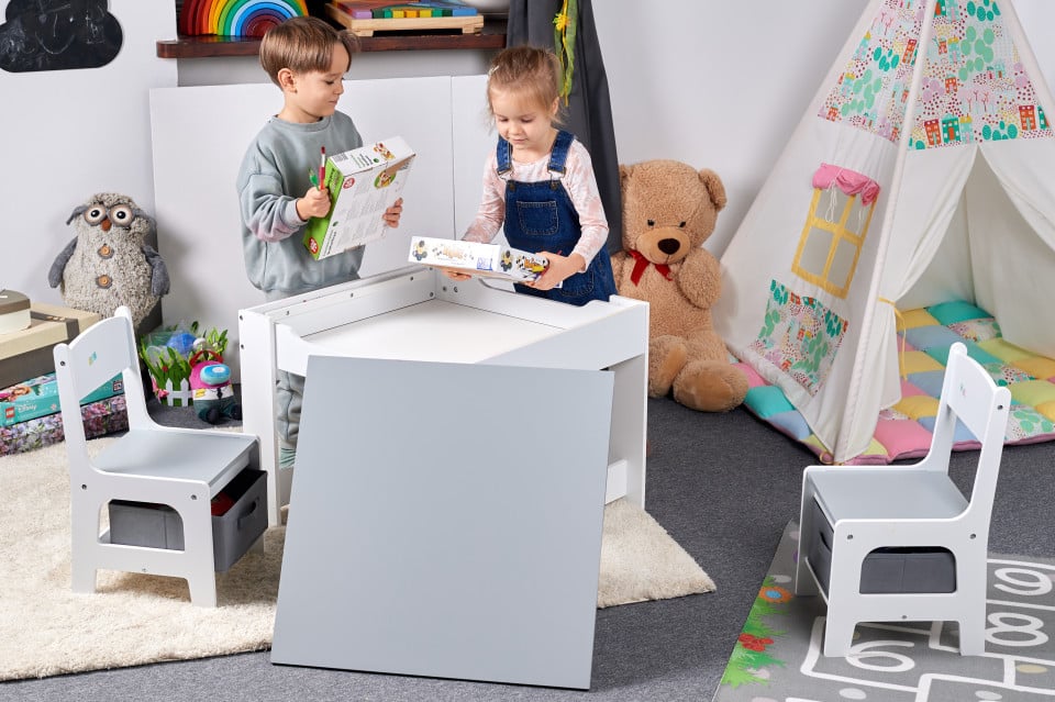 Set Masuta cu scaun pentru copii din Lemn Mdf 3 in 1, Tabla De Scris, Desenat, Colorat, Depozitare, Varsta 3-6 Ani, Alb cu Gri