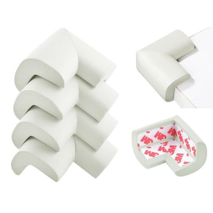 Set 4 Protecții pentru Colțuri - Spumă Moale, Alb, 5.5 x 5.5 x 3 cm