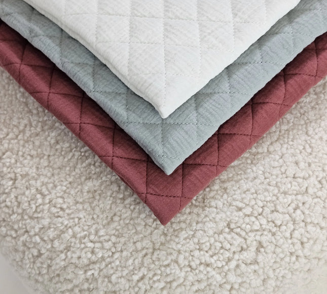 Paturica Bebelusi Din Muselina Matlasata 75x75cm - Bebeboo - Totul pentru copii. Jucării, Hăinuțe, Perne, Mobilier, Textile