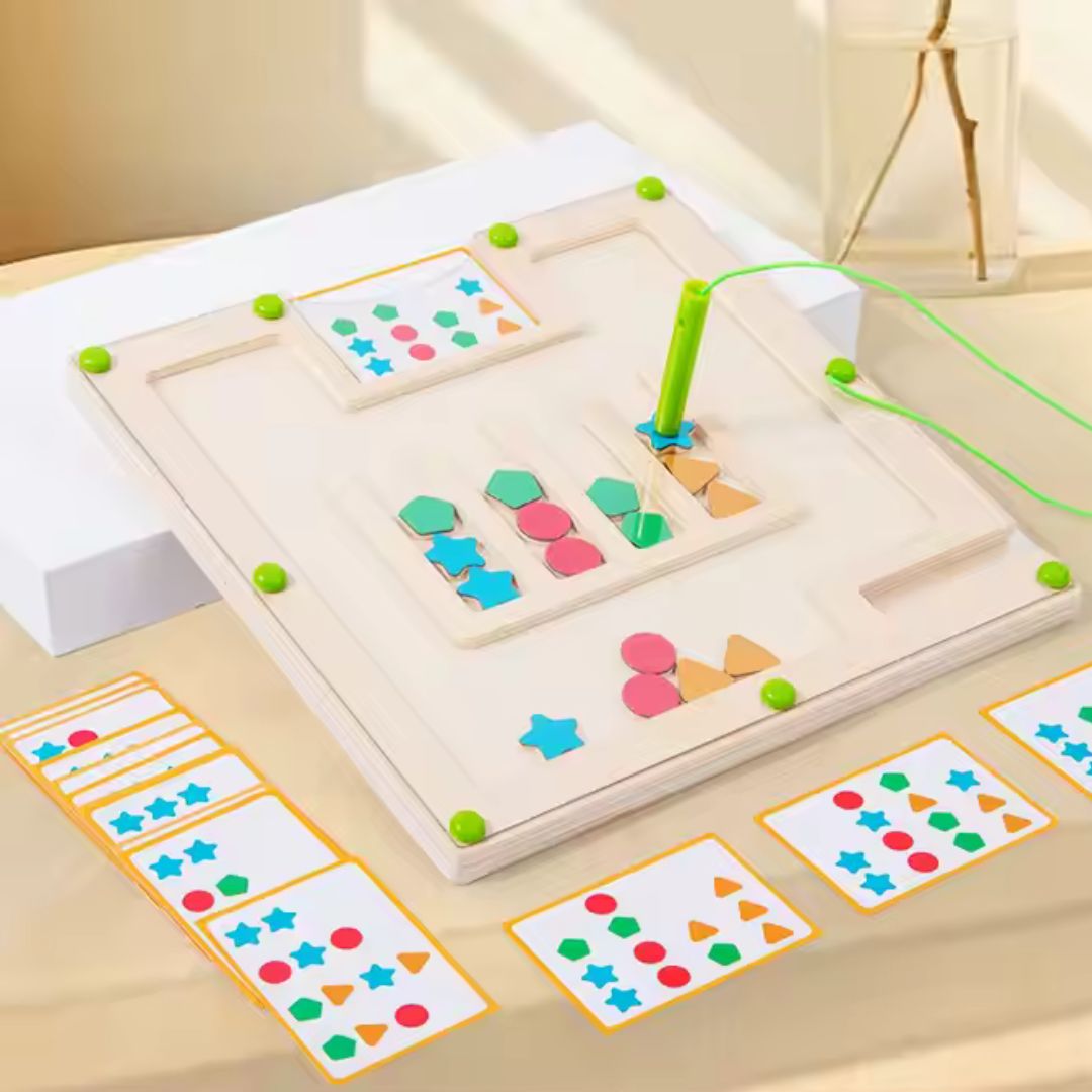 Placă magnetică cu labirint de forme și culori, 3 ani+