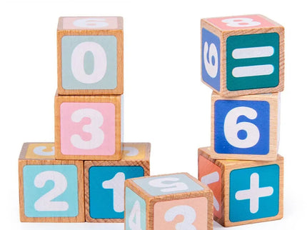 Joc interactiv de calcul matematic, 8 Cuburi din lemn și 53 Carduri , 3 ani+ - Bebeboo - Totul pentru copii. Jucării, Hăinuțe, Perne, Mobilier, Textile