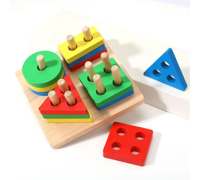 Joc de sortare, 16 forme geometrice, 1 an+ - Bebeboo - Totul pentru copii. Jucării, Hăinuțe, Perne, Mobilier, Textile