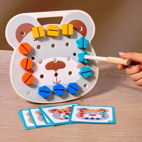 Joc Montessori Urs cu Șuruburi – Panou Educativ cu Forme și Cartonașe - Bebeboo - Totul pentru copii. Jucării, Hăinuțe, Perne, Mobilier, Textile
