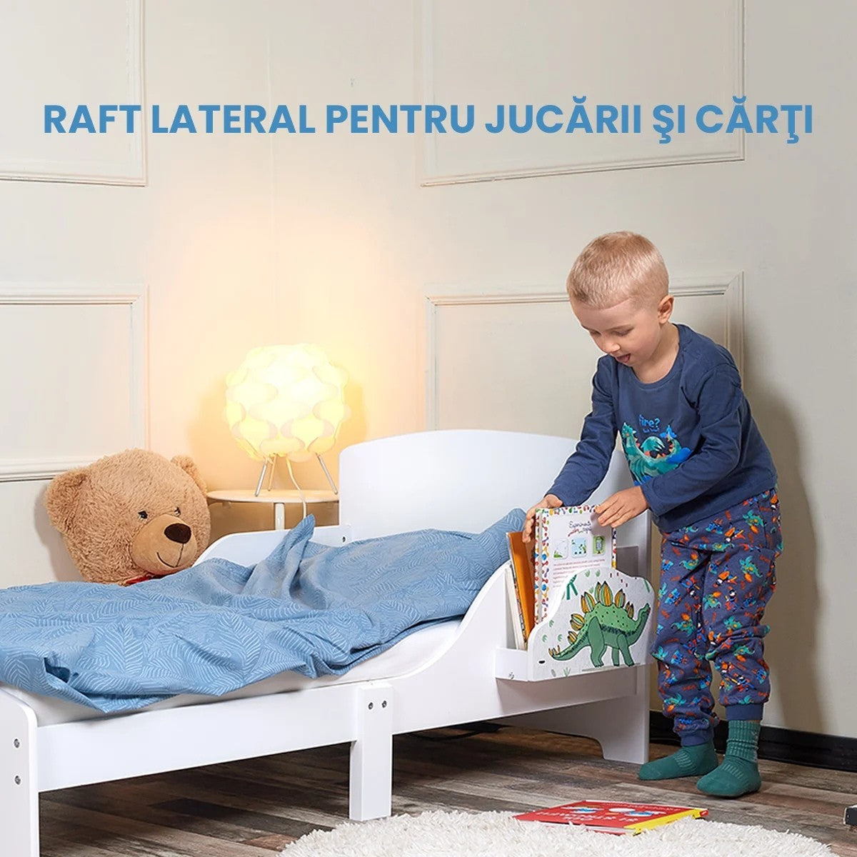 Pat Copii cu Protectie Laterala si Raft Depozitare Carti si Jucarii, Model Dinozaur, Patut pentru Baieti si Fetite Varsta de 3 - 8 Ani, Mobilier din Lemn MDF, Alb + Bonus Stickere Fosforescente
