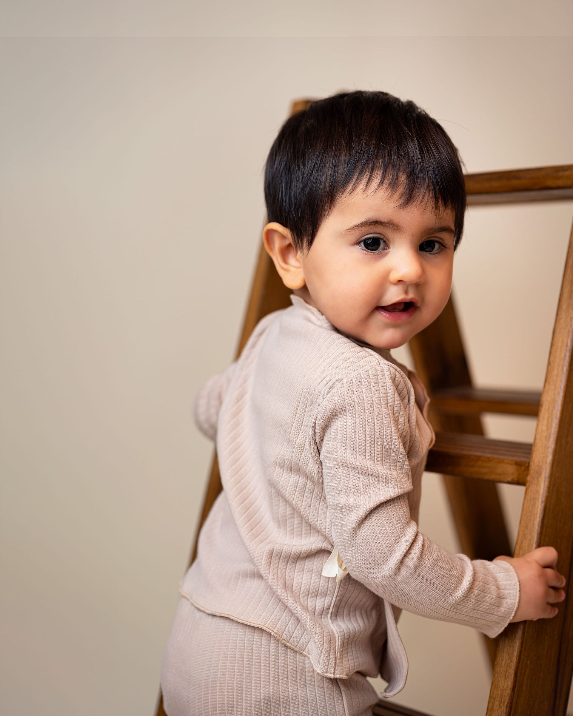 Set Bluza Petrecuta Si Pantaloni Lungi