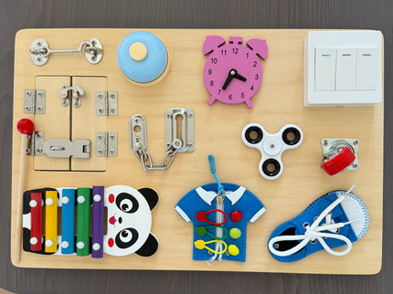 Panou de activitati Montessori. Busy board din lemn - Bebeboo - Totul pentru copii. Jucării, Hăinuțe, Perne, Mobilier, Textile