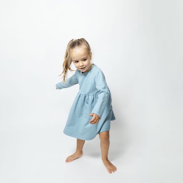 Rochita albastra cu buzunare