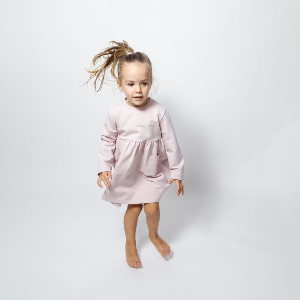 Rochita roz cu buzunare