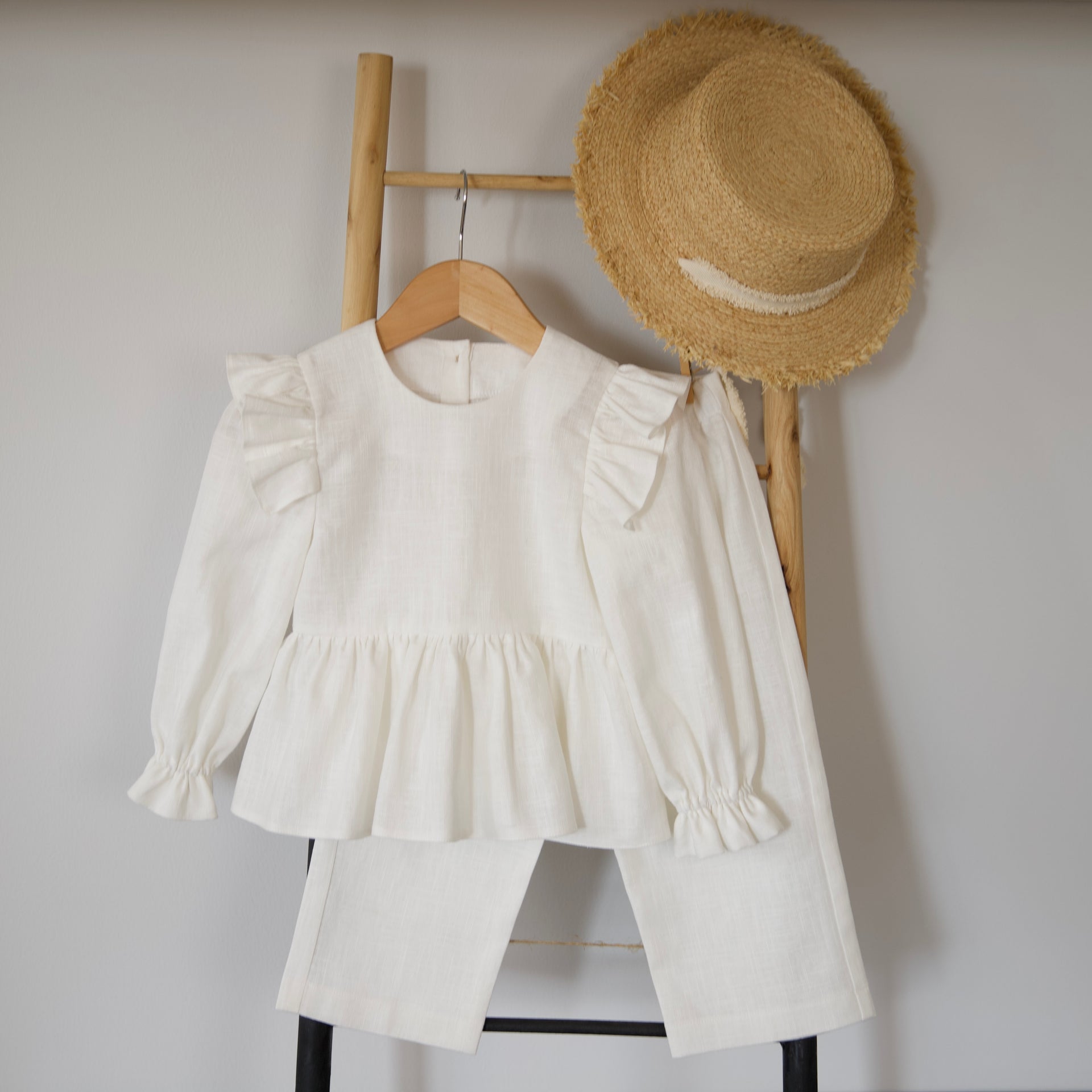 Set fete din in 1-10 ani