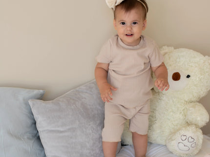 Compleu fete bej - Bebeboo - Totul pentru copii. Jucării, Hăinuțe, Perne, Mobilier, Textile