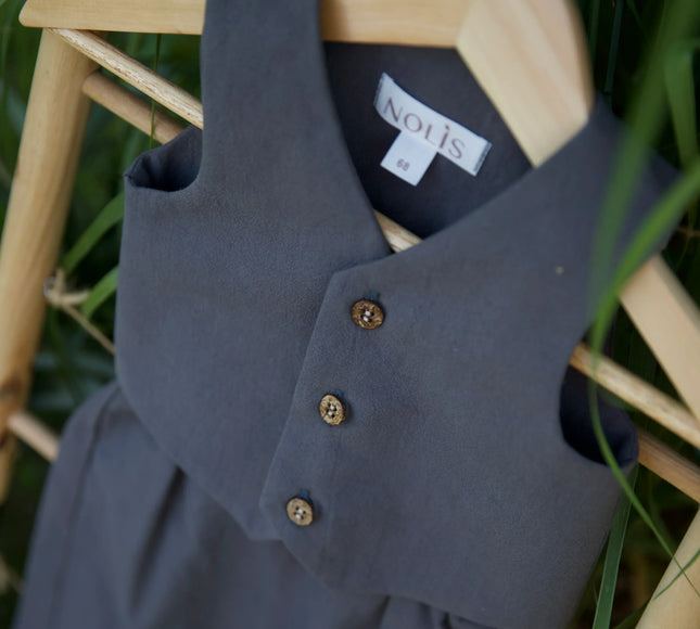 Costum Botez Baieti Gri Vesta Cu Pantaloni - Bebeboo - Totul pentru copii. Jucării, Hăinuțe, Perne, Mobilier, Textile