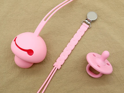 Set suzeta dentitie, lantisor si protectie, Model 2 – Pink, 3 luni+, silicon