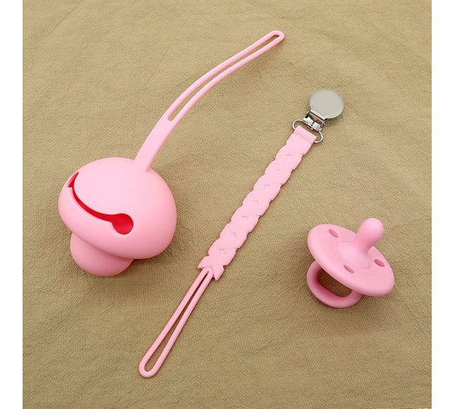 Set suzeta dentitie, lantisor si protectie, Model 2 – Pink, 3 luni+, silicon
