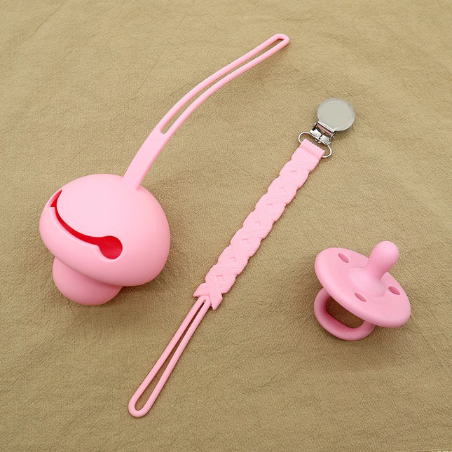 Set suzeta dentitie, lantisor si protectie, Model 2 – Pink, 3 luni+, silicon