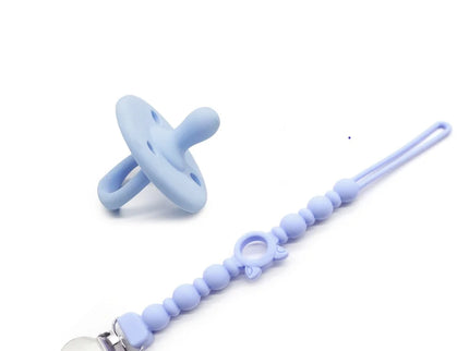Set suzeta dentitie si lantisor - Pastel Blue, 3 luni+, silicon