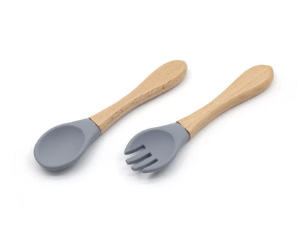 Set tacamuri pentru bebelusi, lingurita + furculita, diverse culori, silicon si lemn, 6 luni+