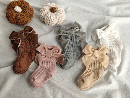 Sosete elegante pentru fetite, Carmen - Cream, diverse marimi, bumbac + elastan