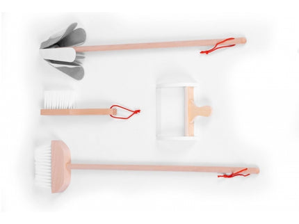Antemergator din lemn cu aspirator si elemente pentru curatenie Ecotoys W10D200B