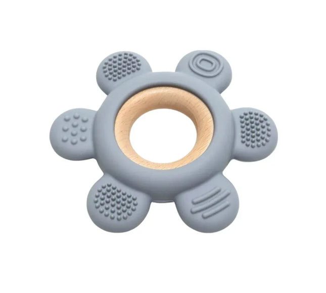 Jucărie Gingivală Silicon și Lemn – Floare Gri, 0 luni+ - Bebeboo - Totul pentru copii. Jucării, Hăinuțe, Perne, Mobilier, Textile