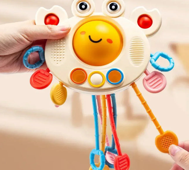 Jucărie de dentiție multisenzorială din silicon – Crab vesel, 18 luni+ - Bebeboo - Totul pentru copii. Jucării, Hăinuțe, Perne, Mobilier, Textile