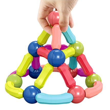 Set magnetic de construcție, cu 42 de piese colorate